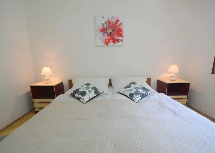 Jadanec דירה מאלינסקה